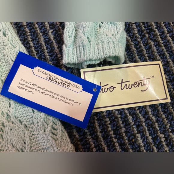 NWT Two Twenty Small Women’s Knit Pattern Small Long Sweater Granny Core Grandma - Picture 3 of 5